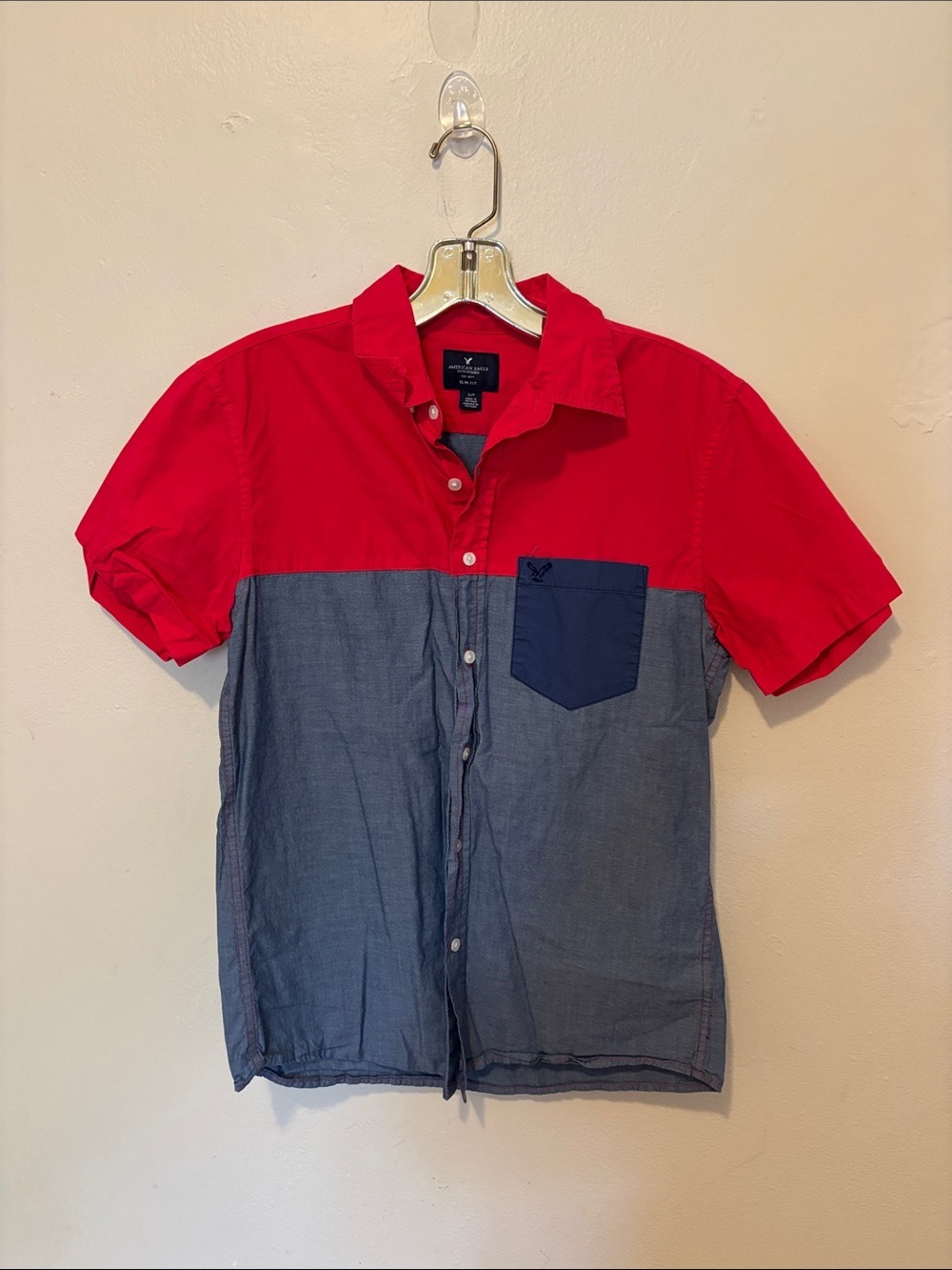 American Eagle Outfitters Red & Blue Short-Sleeve Button-Up Shirt